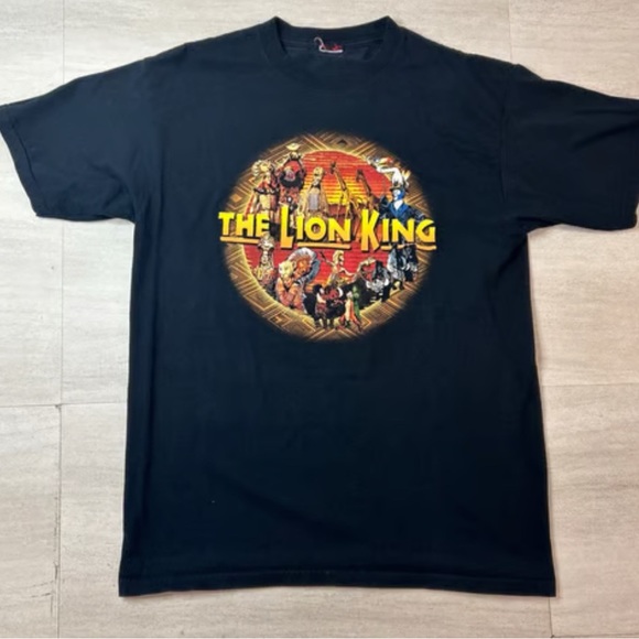 Disney Other - Disney The Lion King Graphic Tee - Black and Yellow